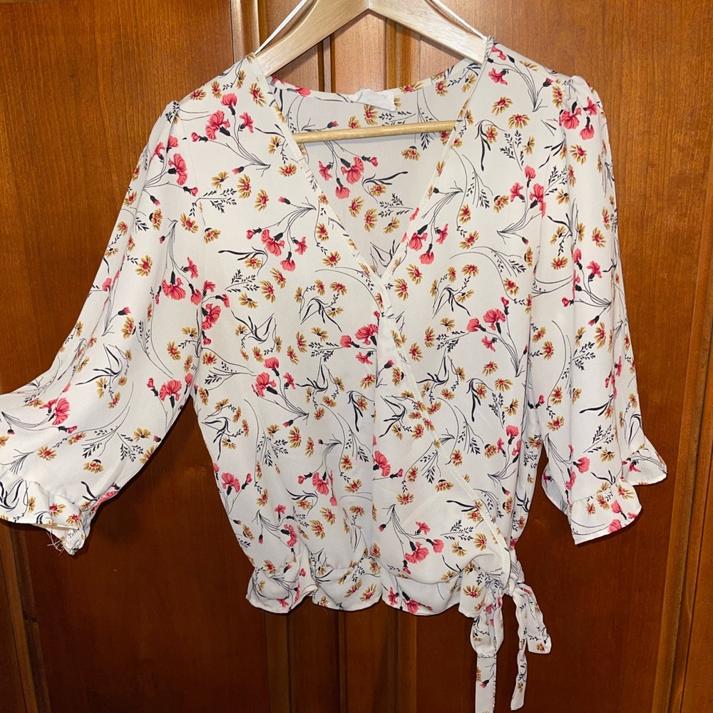 Maurices floral blouse